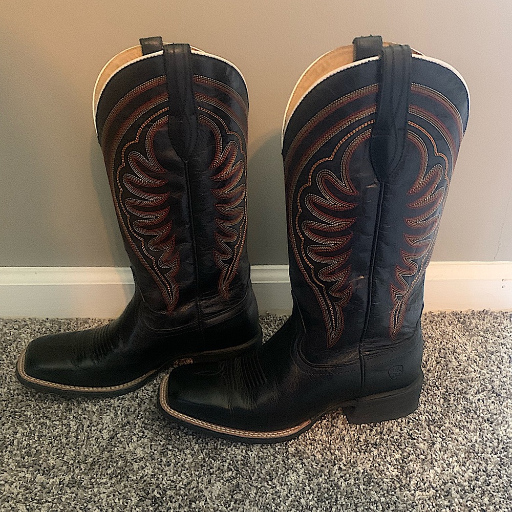 Ariat womens cowboy boots
